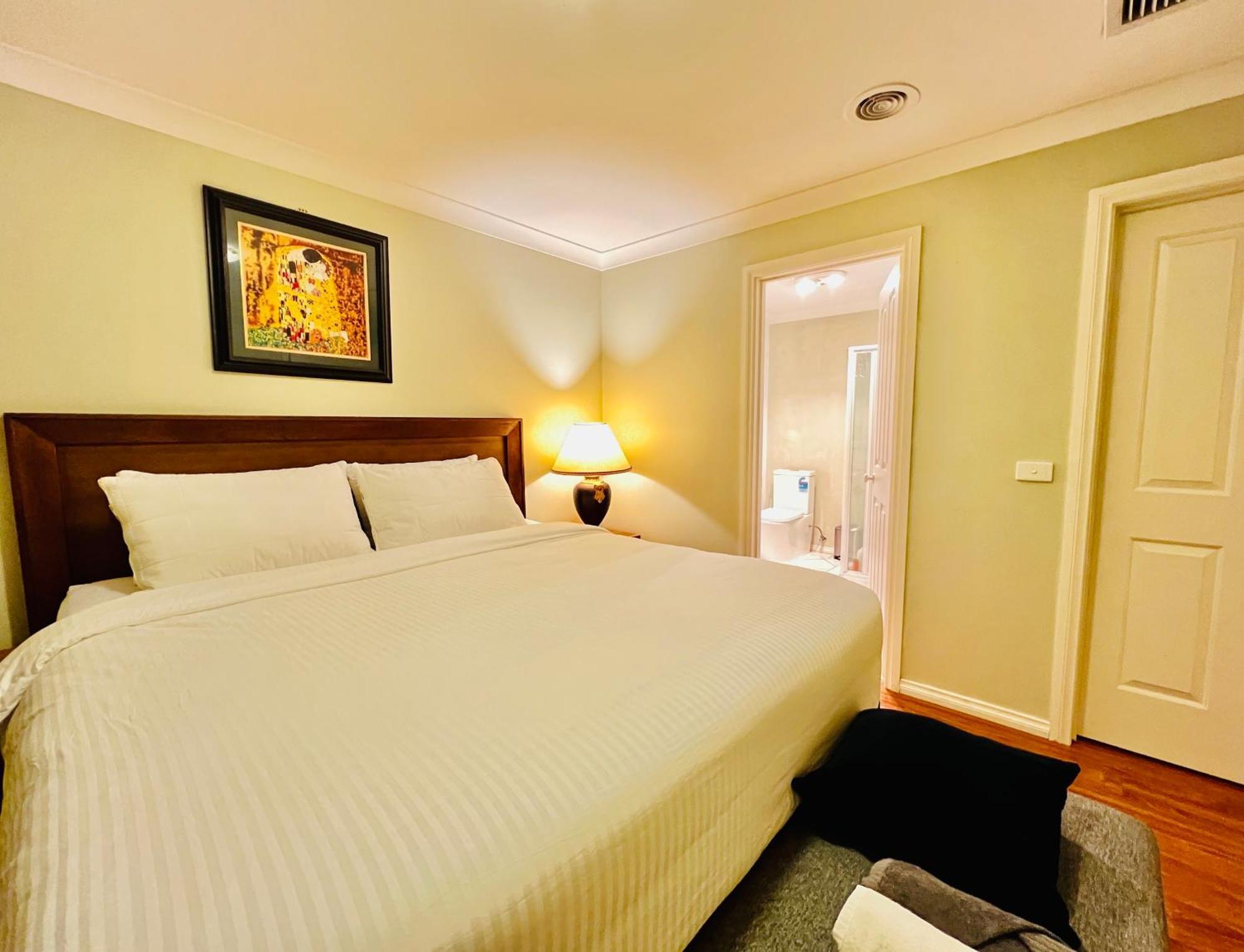 Spacious 6 Bedroom Holiday Home 15 Min Away From Melbourne Airport Sydenham المظهر الخارجي الصورة
