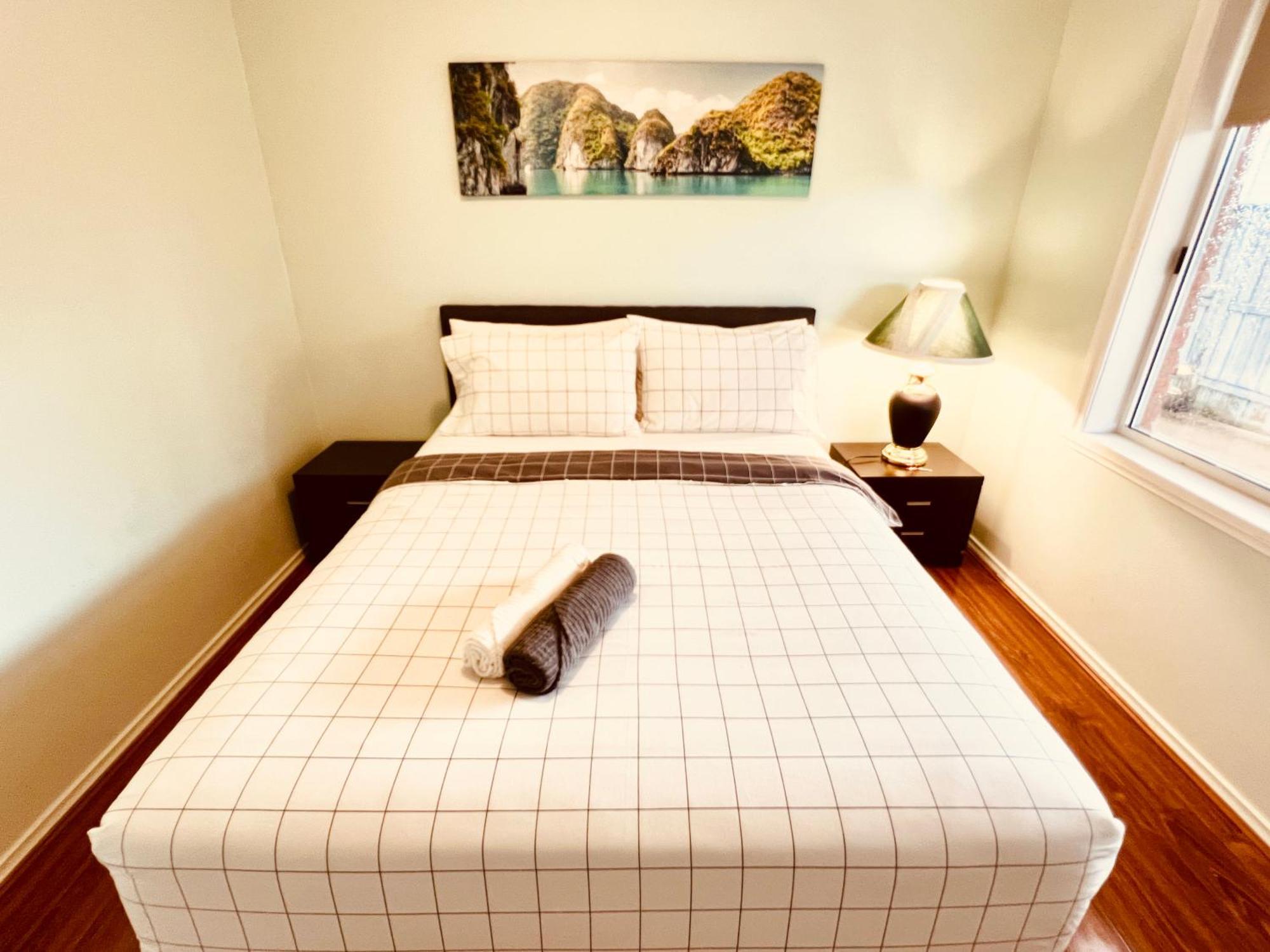 Spacious 6 Bedroom Holiday Home 15 Min Away From Melbourne Airport Sydenham المظهر الخارجي الصورة