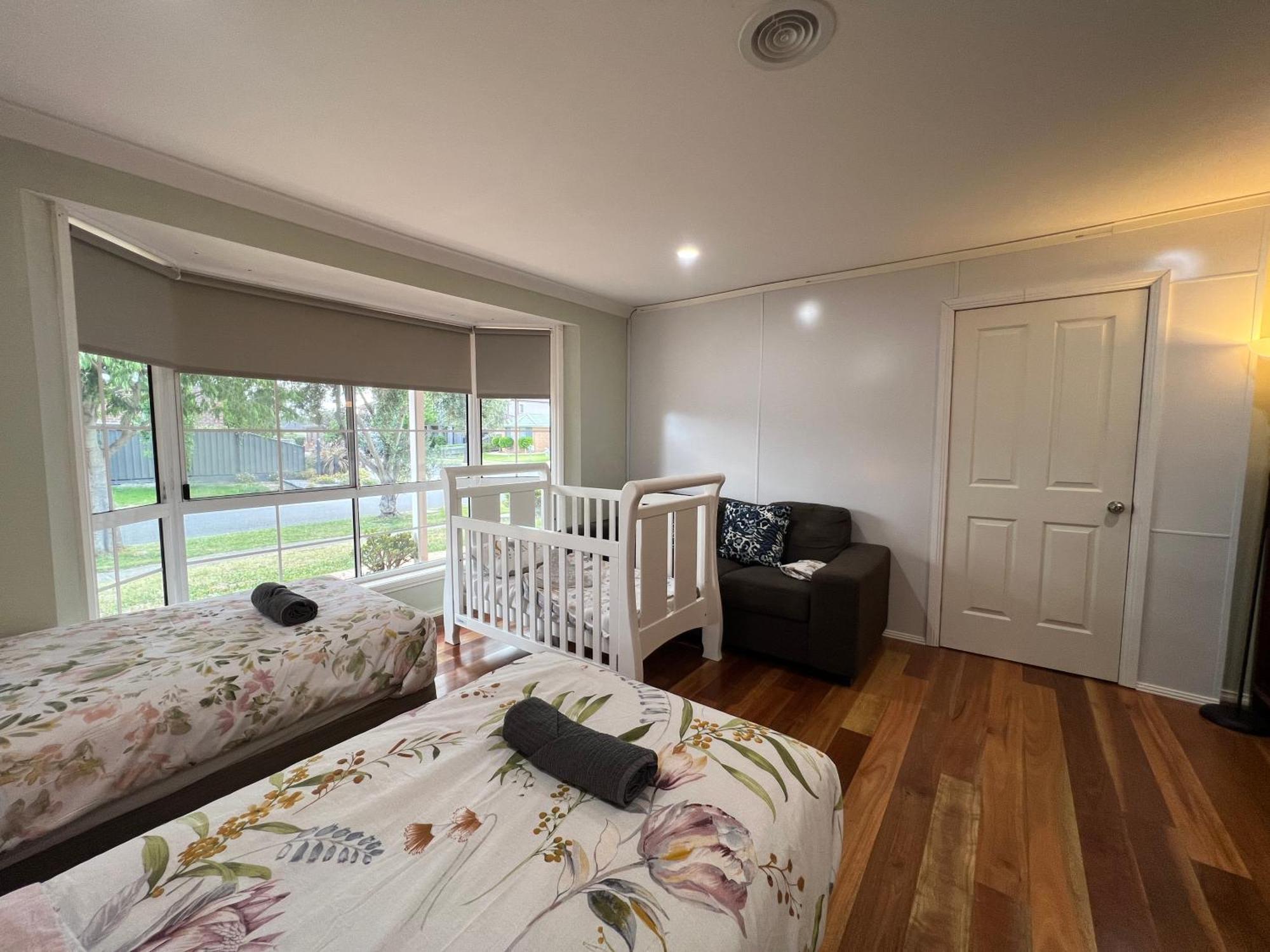Spacious 6 Bedroom Holiday Home 15 Min Away From Melbourne Airport Sydenham المظهر الخارجي الصورة