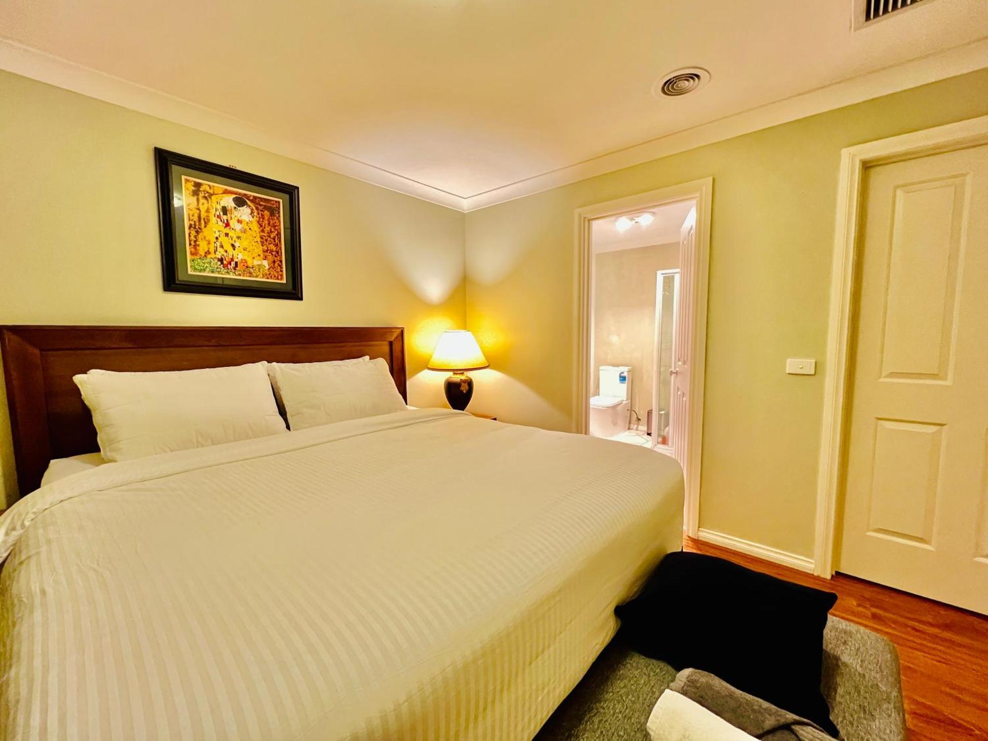 Spacious 6 Bedroom Holiday Home 15 Min Away From Melbourne Airport Sydenham المظهر الخارجي الصورة