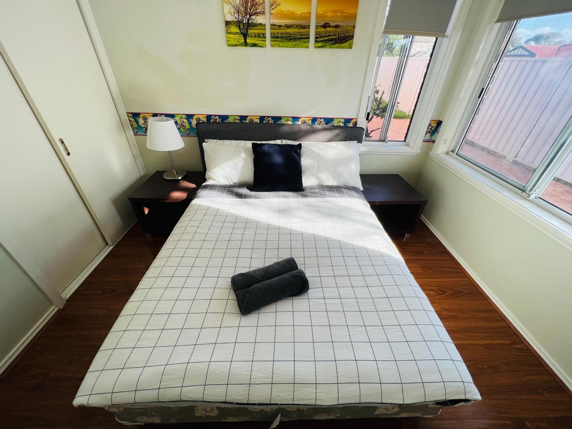Spacious 6 Bedroom Holiday Home 15 Min Away From Melbourne Airport Sydenham المظهر الخارجي الصورة