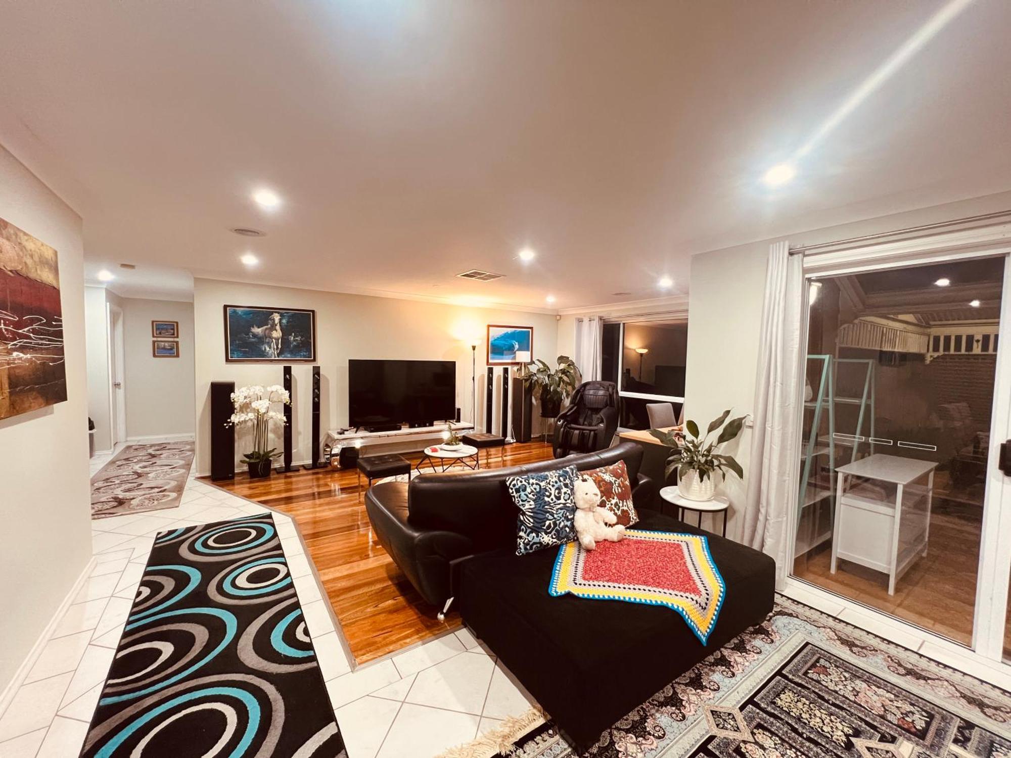 Spacious 6 Bedroom Holiday Home 15 Min Away From Melbourne Airport Sydenham المظهر الخارجي الصورة
