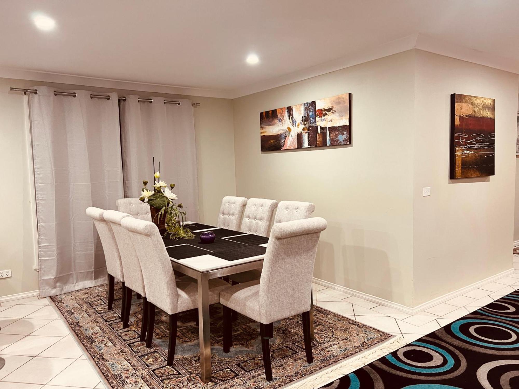 Spacious 6 Bedroom Holiday Home 15 Min Away From Melbourne Airport Sydenham المظهر الخارجي الصورة