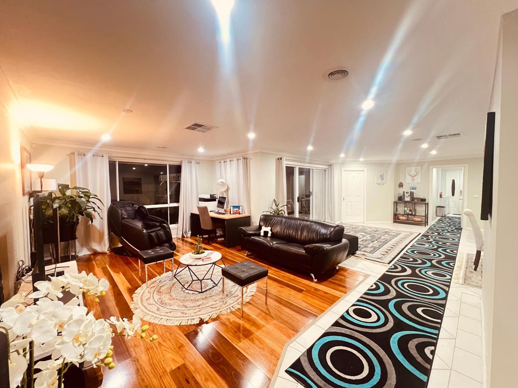 Spacious 6 Bedroom Holiday Home 15 Min Away From Melbourne Airport Sydenham المظهر الخارجي الصورة