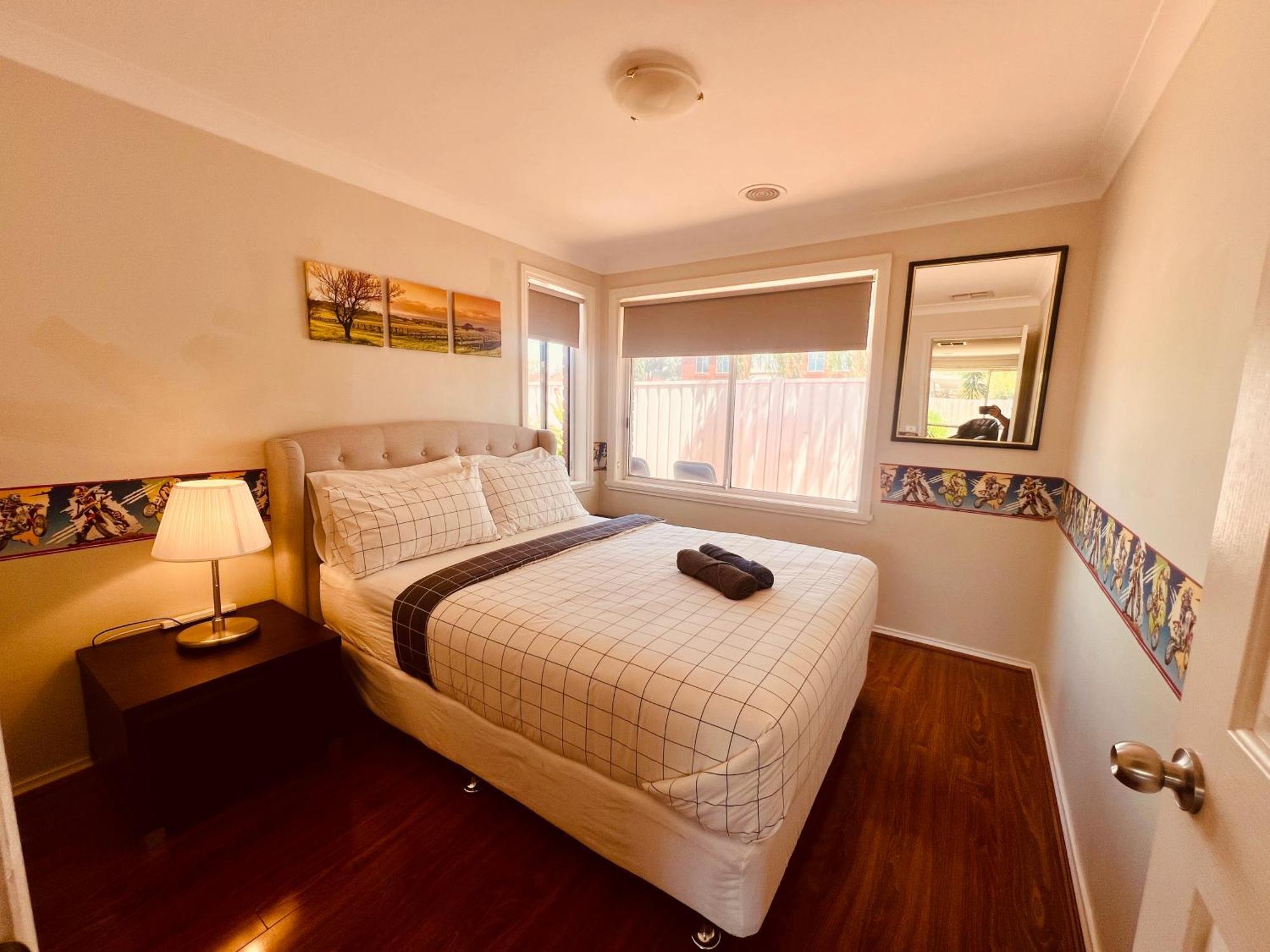 Spacious 6 Bedroom Holiday Home 15 Min Away From Melbourne Airport Sydenham المظهر الخارجي الصورة
