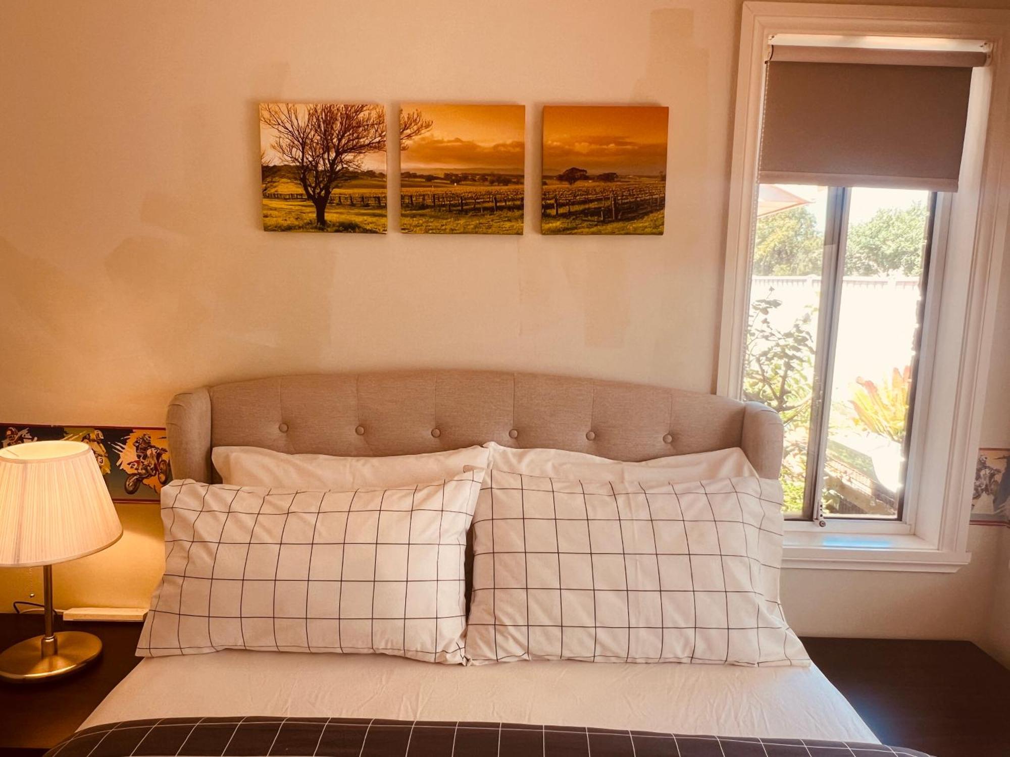 Spacious 6 Bedroom Holiday Home 15 Min Away From Melbourne Airport Sydenham المظهر الخارجي الصورة