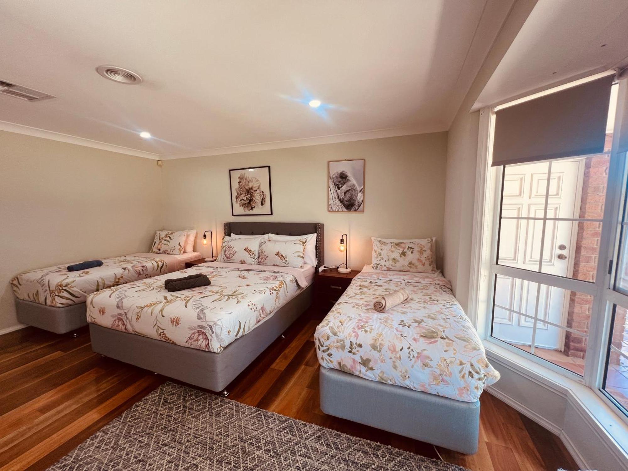 Spacious 6 Bedroom Holiday Home 15 Min Away From Melbourne Airport Sydenham المظهر الخارجي الصورة